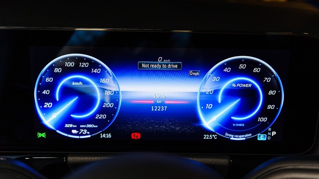 Second-hand 2024 Mercedes-Benz EQA 250 Plus for sale in New Delhi-10