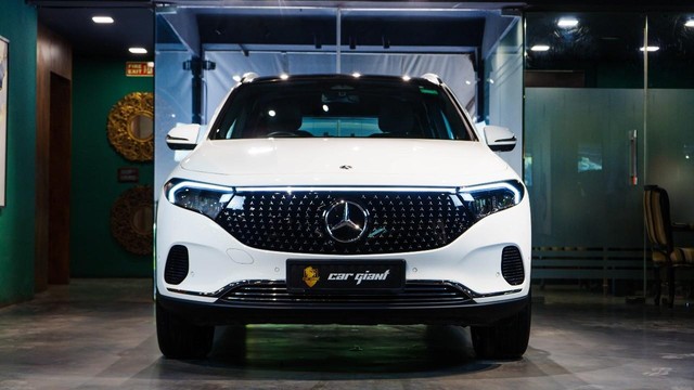 Second-hand 2024 Mercedes-Benz EQA 250 Plus for sale in New Delhi-3