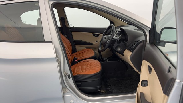 Second-hand 2016 Hyundai EON Era for sale in Lucknow-15