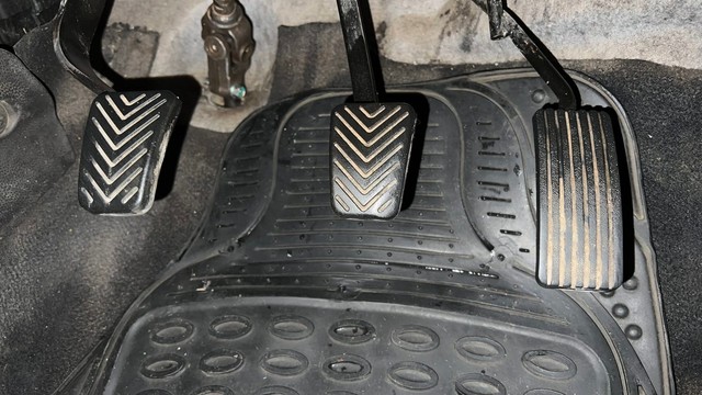 Second-hand 2016 Hyundai EON Era for sale in Lucknow-14