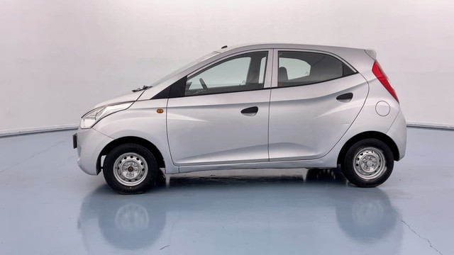 Second-hand 2016 Hyundai EON Era for sale in Lucknow-6