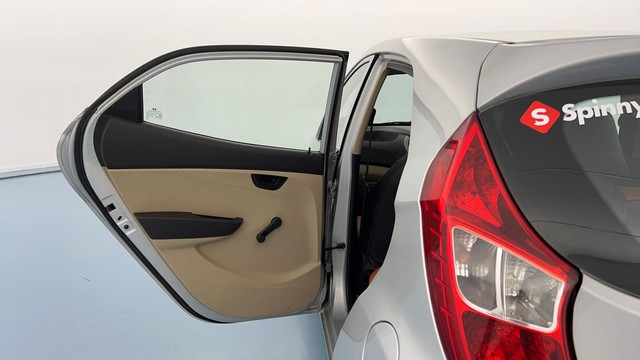 Second-hand 2016 Hyundai EON Era for sale in Lucknow-34