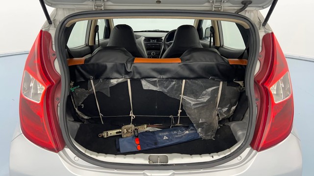 Second-hand 2016 Hyundai EON Era for sale in Lucknow-9