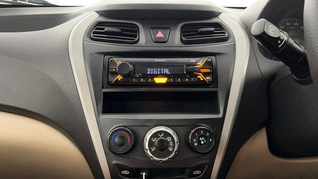 Second-hand 2016 Hyundai EON Era for sale in Lucknow-24