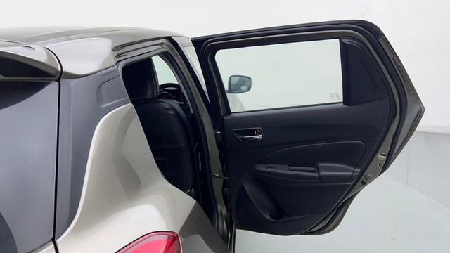 Second-hand 2019 Maruti Suzuki Swift VXI for sale in Gurgaon-34