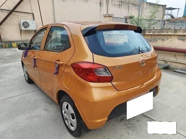 Tata Tiago 1.2 Revotron XT Option Second-hand 2017 Tata Tiago 1.2 Revotron XT Option for sale in Noida-4