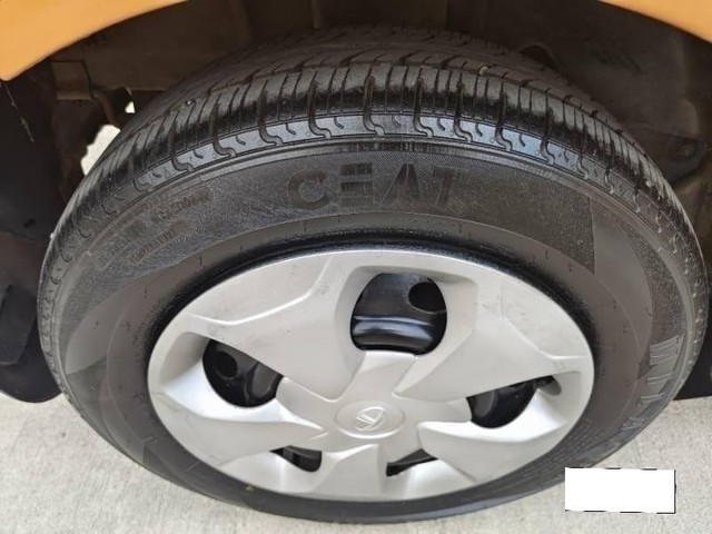 Tata Tiago 1.2 Revotron XT Option Second-hand 2017 Tata Tiago 1.2 Revotron XT Option for sale in Noida-8