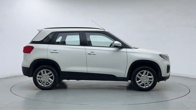 Second-hand 2022 Maruti Suzuki Vitara Brezza VXI for sale in Noida-2