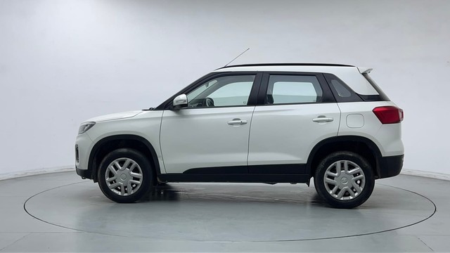 Second-hand 2022 Maruti Suzuki Vitara Brezza VXI for sale in Noida-6