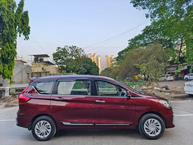 Second-hand 2022 Maruti Suzuki Ertiga VXI CNG for sale in Mumbai-5
