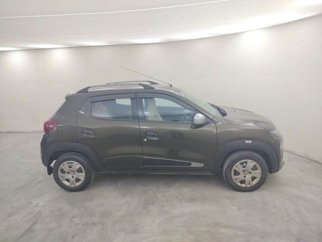 Second-hand 2021 Renault KWID 1.0 RXT AMT Opt for sale in Coimbatore-2