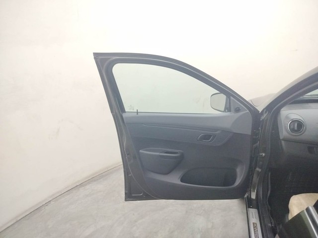 Second-hand 2021 Renault KWID 1.0 RXT AMT Opt for sale in Coimbatore-36
