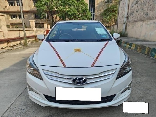 Hyundai Verna 1.6 VTVT AT SX Second-hand 2016 Hyundai Verna 1.6 VTVT AT SX for sale in Noida-7