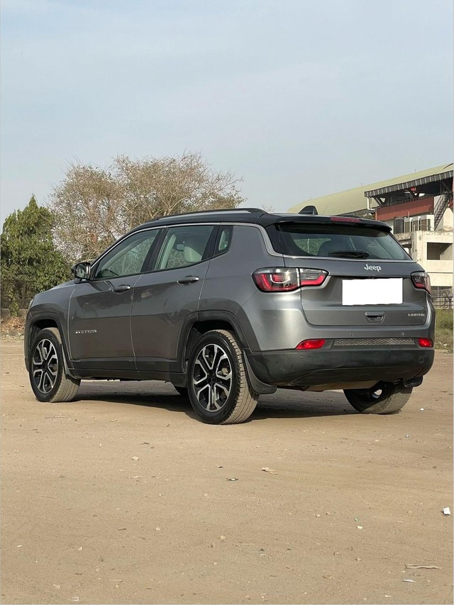 Second-hand 2022 Jeep Compass 1.4 Limited Opt DCT BSVI for sale in New Delhi-3