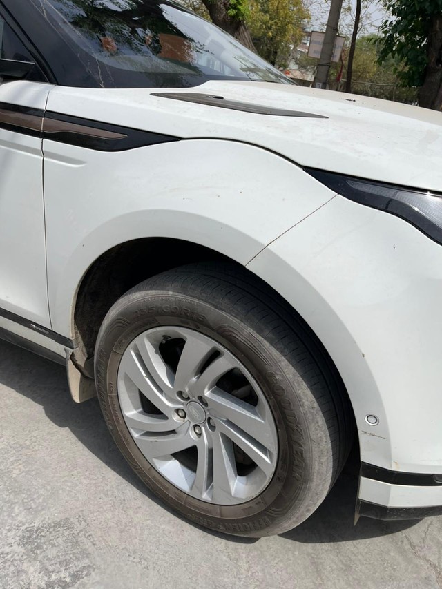 Second-hand 2021 Land Rover Range Rover Evoque 2.0 R-Dynamic SE diesel 2020-2021 for sale in New Delhi-2