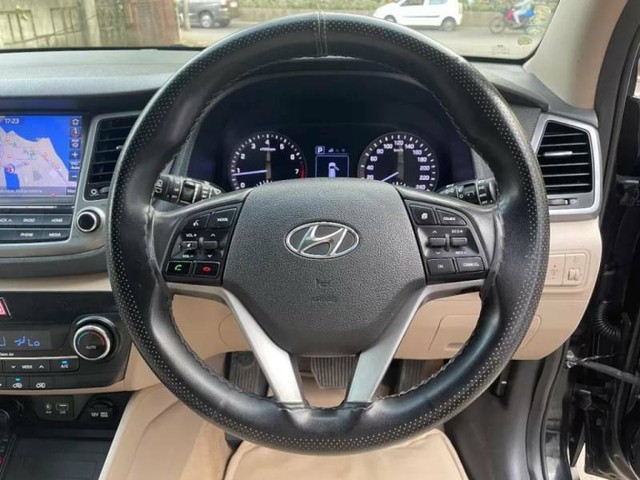 Second-hand 2019 Hyundai Tucson 2.0 Dual VTVT 2WD AT GL for sale in Mumbai-10
