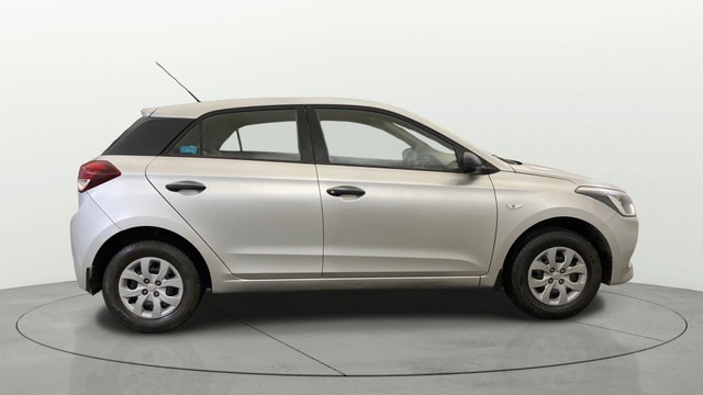 Second-hand 2016 Hyundai i20 Era 1.2 for sale in Gurgaon-1