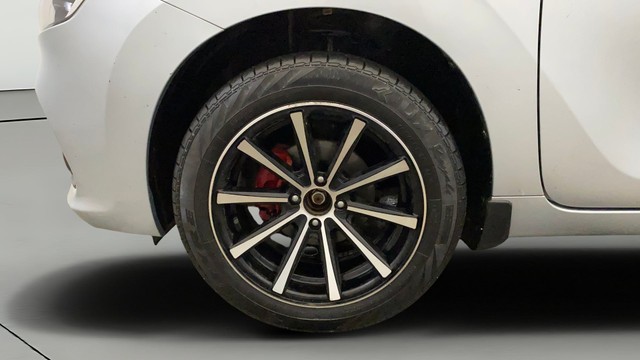 Second-hand 2023 Maruti Suzuki Baleno Sigma for sale in New Delhi-25