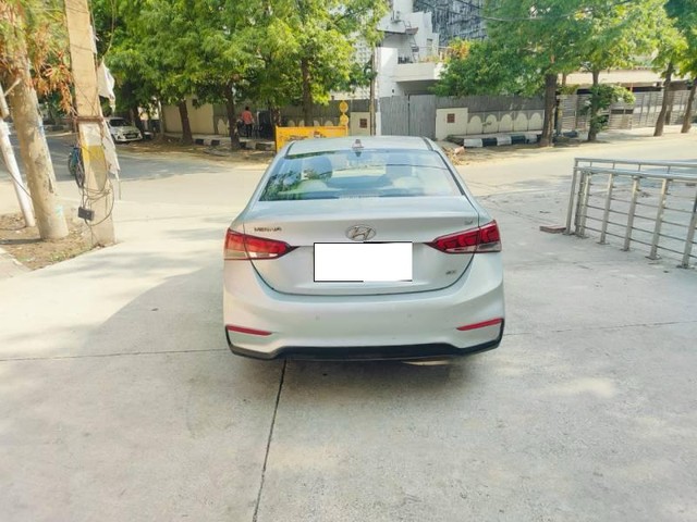 Second-hand 2018 Hyundai Verna VTVT 1.6 SX for sale in New Delhi-1