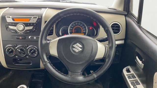 Second-hand 2016 Maruti Suzuki Wagon R VXI BS IV for sale in Ahmedabad-12