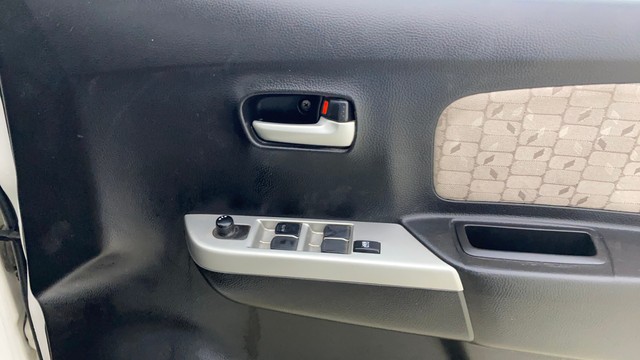 Second-hand 2016 Maruti Suzuki Wagon R VXI BS IV for sale in Ahmedabad-17