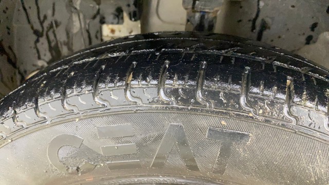 Renault KWID 1.0 RXT Second-hand 2017 Renault KWID 1.0 RXT for sale in Ahmedabad-30