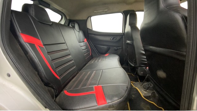 Renault KWID 1.0 RXT Second-hand 2017 Renault KWID 1.0 RXT for sale in Ahmedabad-16