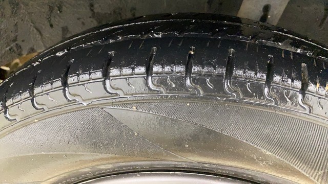 Renault KWID 1.0 RXT Second-hand 2017 Renault KWID 1.0 RXT for sale in Ahmedabad-31