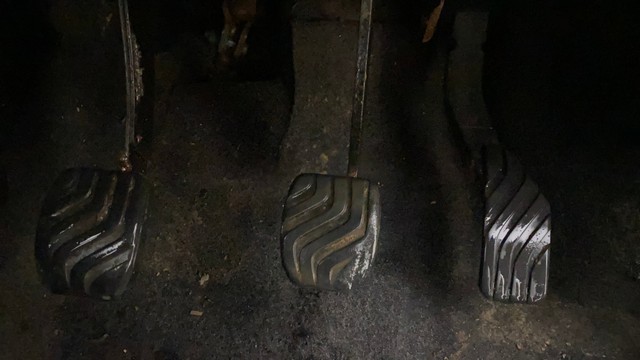 Renault KWID 1.0 RXT Second-hand 2017 Renault KWID 1.0 RXT for sale in Ahmedabad-14