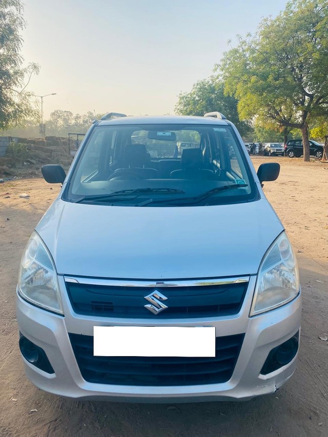Second-hand 2015 Maruti Suzuki Wagon R LXI BS IV for sale in Ahmedabad-4