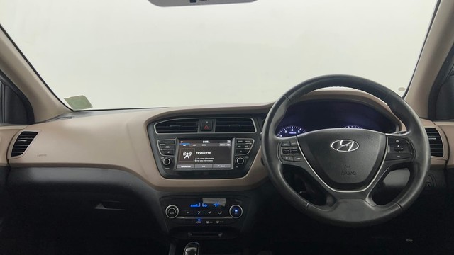 Second-hand 2019 Hyundai i20 Asta Option CVT for sale in Pune-11