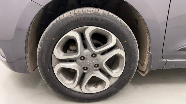 Second-hand 2019 Hyundai i20 Asta Option CVT for sale in Pune-20