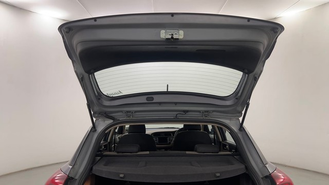 Second-hand 2019 Hyundai i20 Asta Option CVT for sale in Pune-35