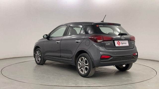 Second-hand 2019 Hyundai i20 Asta Option CVT for sale in Pune-5