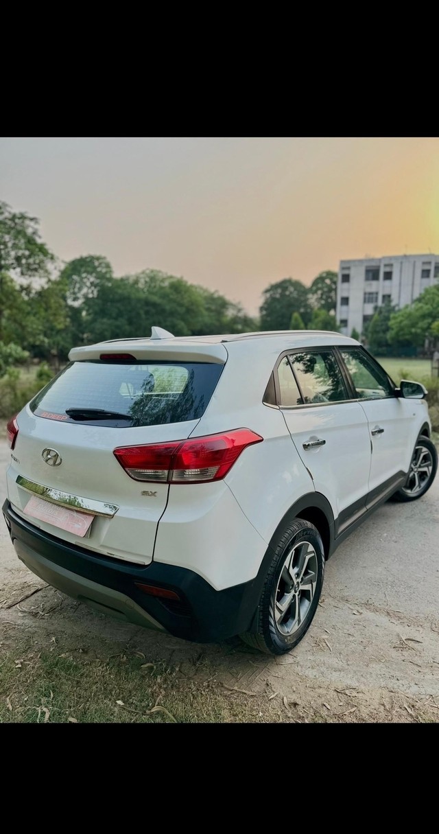Second-hand 2018 Hyundai Creta 1.6 SX Automatic for sale in New Delhi-6