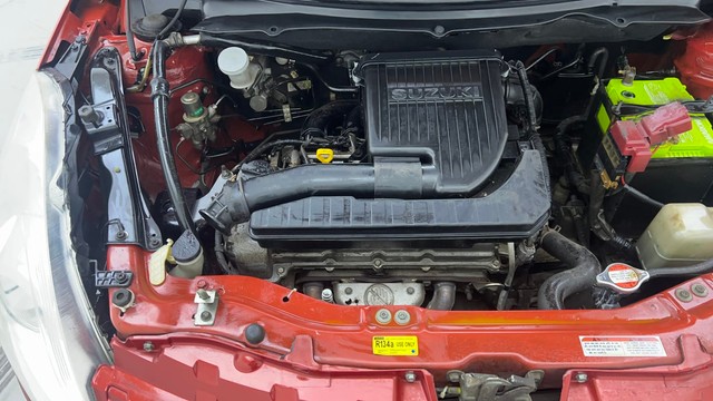 Second-hand 2013 Maruti Suzuki Swift VXI for sale in Hyderabad-36