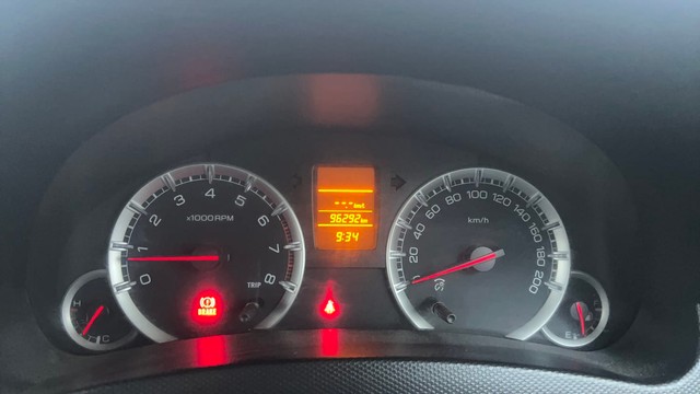 Second-hand 2013 Maruti Suzuki Swift VXI for sale in Hyderabad-13