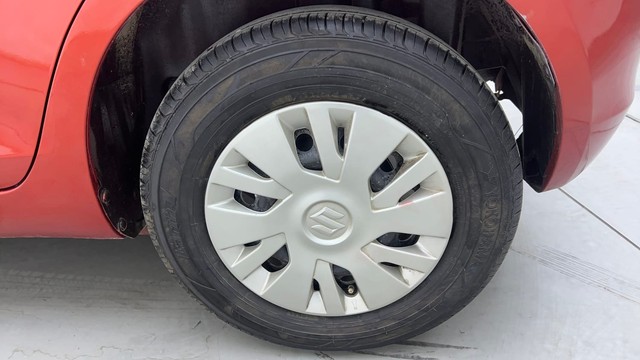 Second-hand 2013 Maruti Suzuki Swift VXI for sale in Hyderabad-19