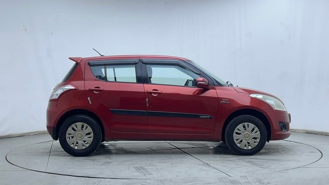 Second-hand 2013 Maruti Suzuki Swift VXI for sale in Hyderabad-2