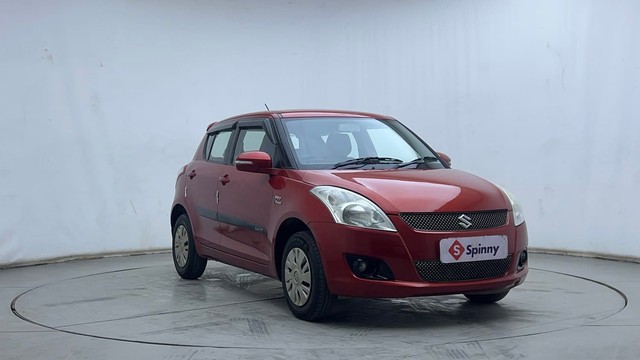 Second-hand 2013 Maruti Suzuki Swift VXI for sale in Hyderabad-1