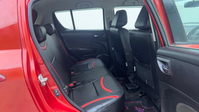 Second-hand 2013 Maruti Suzuki Swift VXI for sale in Hyderabad-30