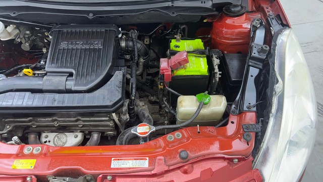 Second-hand 2013 Maruti Suzuki Swift VXI for sale in Hyderabad-35