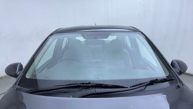 Second-hand 2023 Hyundai Aura S Diesel for sale in Hyderabad-10