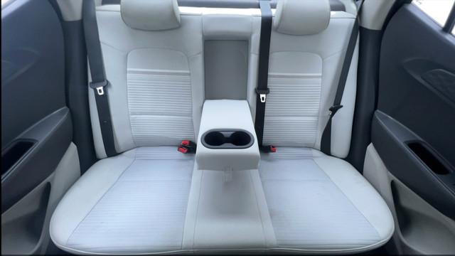 Second-hand 2023 Hyundai Aura S Diesel for sale in Hyderabad-28