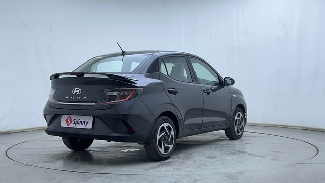 Second-hand 2023 Hyundai Aura S Diesel for sale in Hyderabad-3
