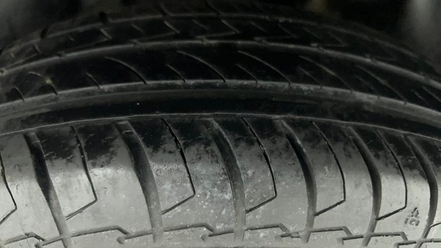 Second-hand 2021 Maruti Suzuki Swift VXI for sale in Ahmedabad-25