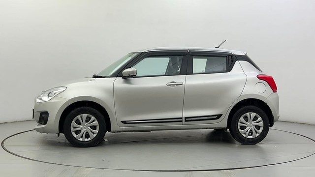 Second-hand 2021 Maruti Suzuki Swift VXI for sale in Ahmedabad-6