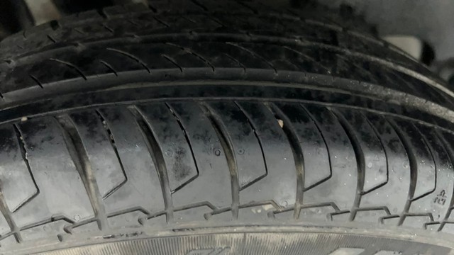 Second-hand 2021 Maruti Suzuki Swift VXI for sale in Ahmedabad-24