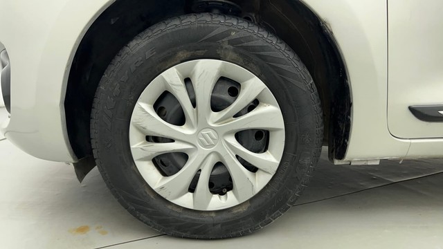 Second-hand 2021 Maruti Suzuki Swift VXI for sale in Ahmedabad-20