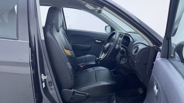 Second-hand 2024 Maruti Suzuki Alto K10 VXI AGS Optional for sale in Hyderabad-15